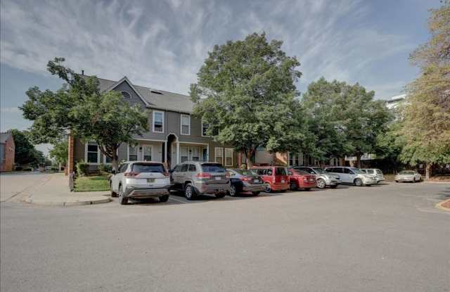 Amazing 2 Bed/1 Bath with premium amenities in Denver! photos photos