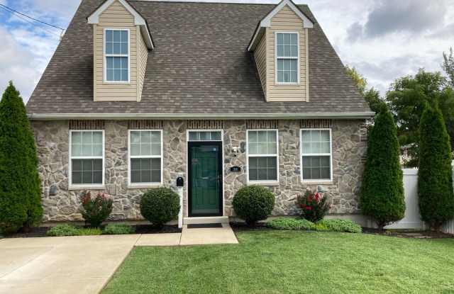 3 Bedroom, 2 Bath home in Brookland Terrace photos photos