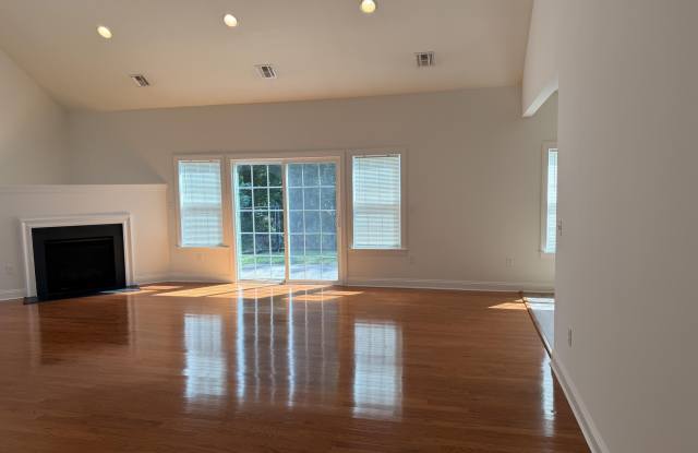 149 Birch Avenue Gallery 3