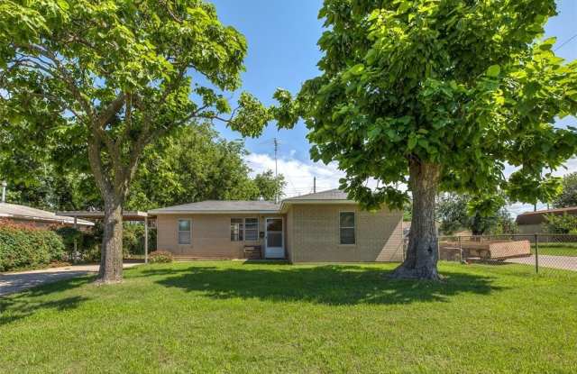 745 SE 42nd Street photos photos