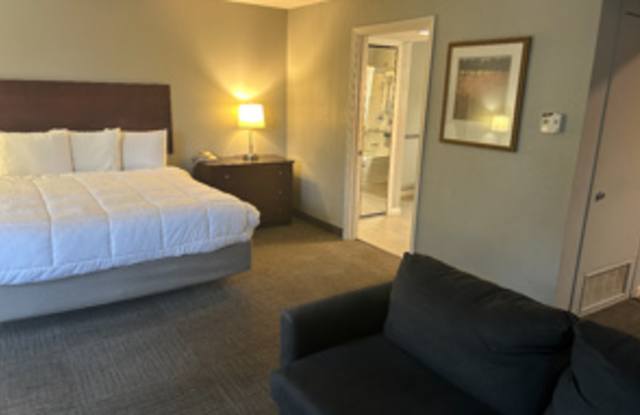 New Haven Village Suites Gallery 2