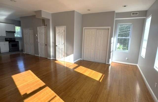 2101 Chelsea Terrace - 2 Gallery 4
