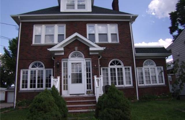 510 Rahway Avenue - 510 Rahway Avenue, Woodbridge, NJ 07095