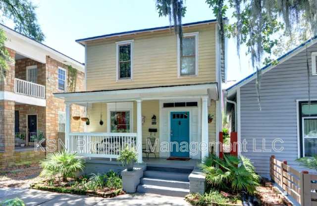 2121 Price St photos photos