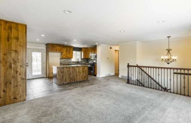 3430 West 1850 South Gallery 4