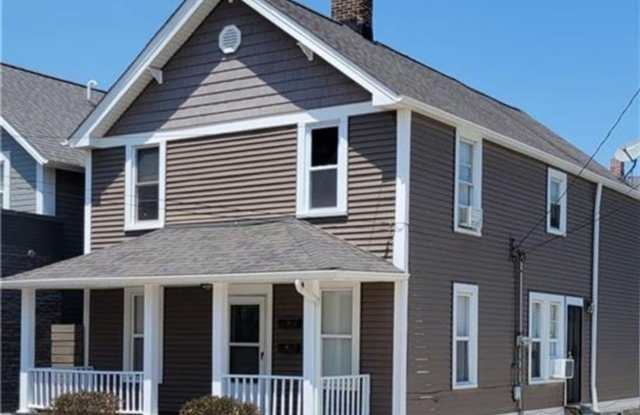 1726 Starkweather Avenue Gallery 1