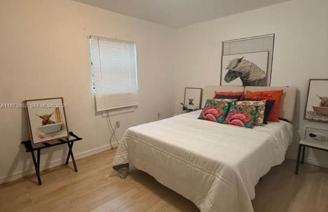 282 NW 98th St photos photos