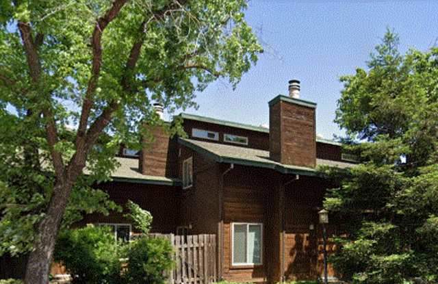 1311 Drake Dr Unit 3 Gallery 2