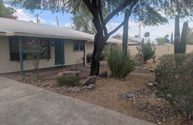 Two Bedroom and Two Bath Home Gallery 4