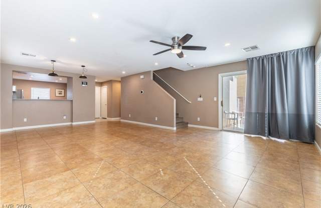 8312 Golden Amber Street Gallery 2
