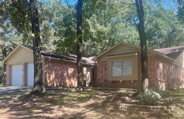 148 West Woodstock Circle Drive - 148 West Woodstock Circle Drive, The Woodlands, TX 77381