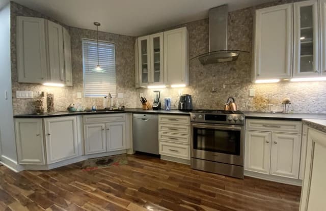 1217 Boyle St - 1217 Boyle Street, Pittsburgh, PA 15212