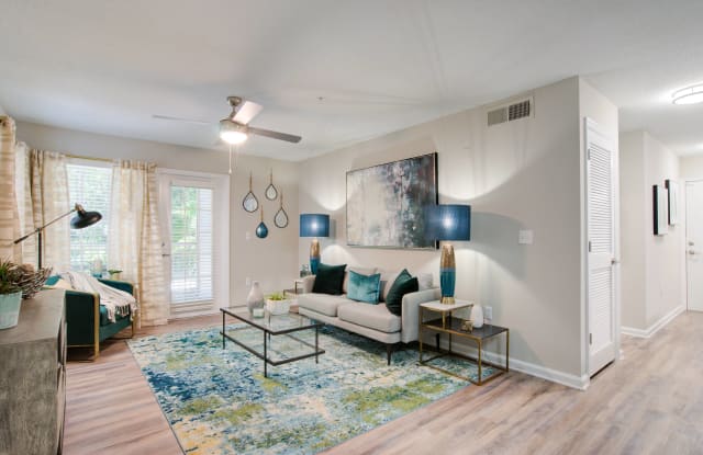 Rocky Creek Apartments photos photos