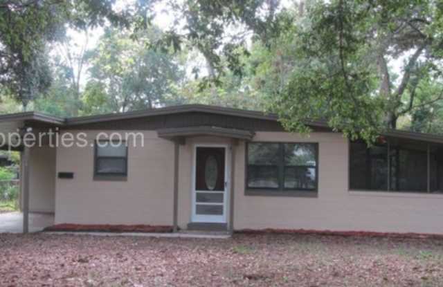 7041 Clovis Road - 7041 Clovis Road, Jacksonville, FL 32205
