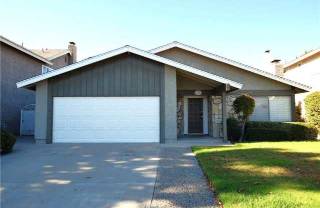 2229 E Vermont Avenue photos photos
