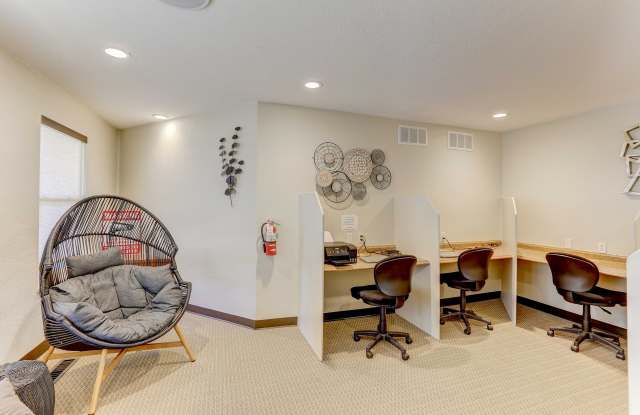 Americana Lakewood Apartments Gallery 3