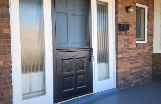 East Oak Lane House for rent with front porch and rear yard photos photos