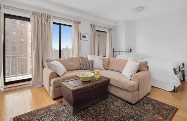 2021 First Avenue - 2021 1st Avenue, New York City, NY 10029