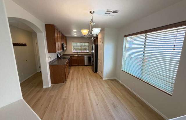 44245 West Snow Drive Gallery 3