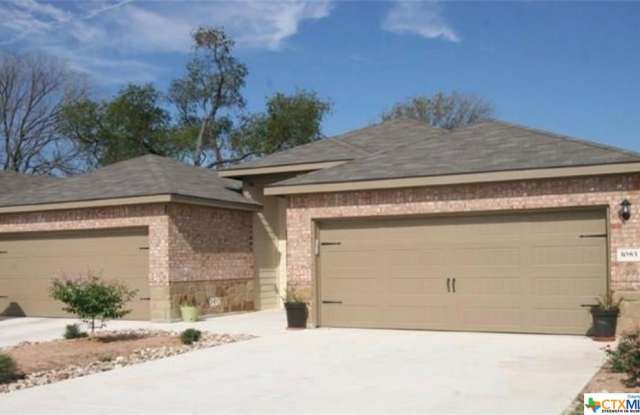 728 Saengerhalle - 728 Saengerhalle Road, New Braunfels, TX 78130