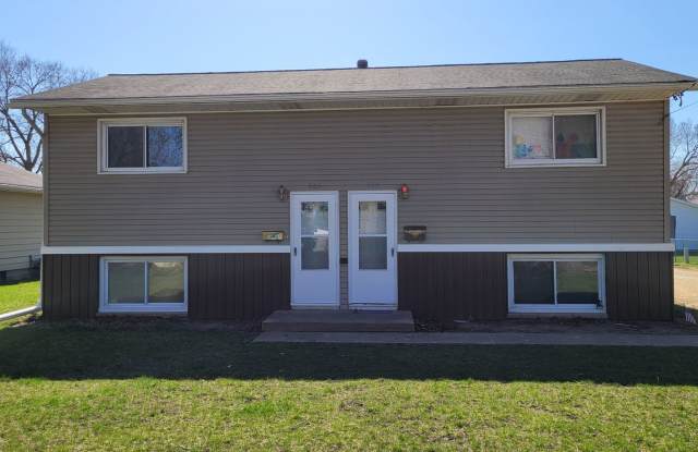 2 Bedroom, 1 Bath Duplex w/Garage in Camanche, IA photos photos 2 Bedroom, 1 Bath Duplex w/Garage in Camanche, IA photos photos
