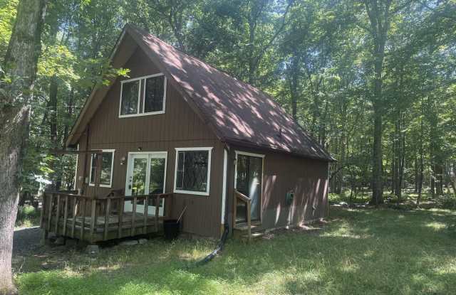 2111 Spring Drive Gallery 1