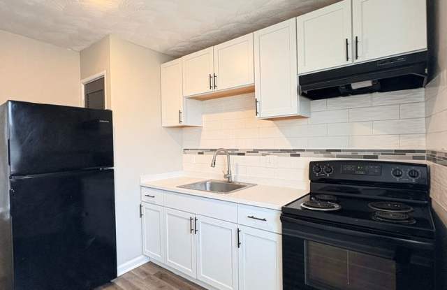 Experience Luxury Living at Bellagio Living I: Modern Apartments in Lawrence, Indiana photos photos