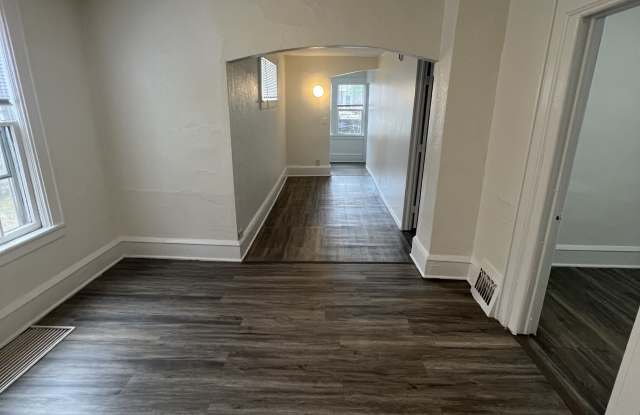 571 Charles Ave Gallery 4