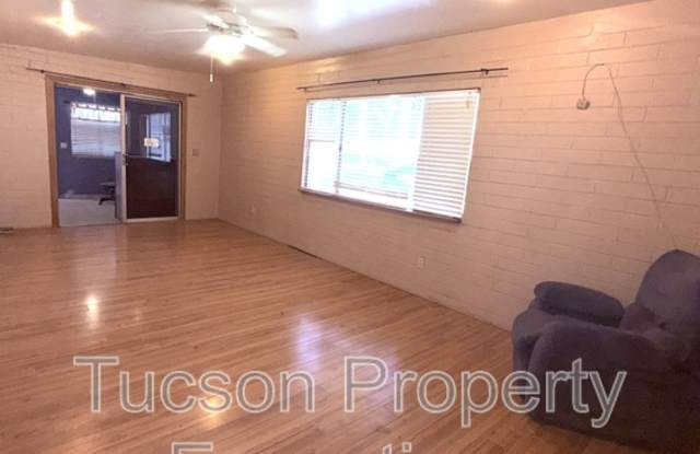 3314 East Benson Highway - 32 Gallery 1