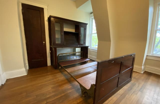 175 JAY ST - 175 Jay Street, Albany, NY 12210