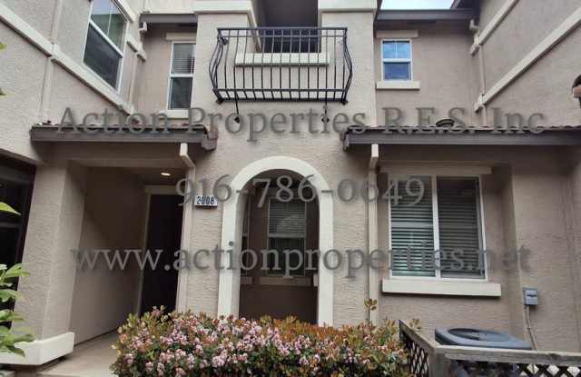 Stunning Townhome.  - 2 Stories - 3 Bed, 2.5 Bath, 2 Car Garage - Nearby Trails! photos photos