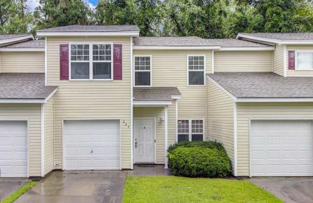 257 Grand Oaks Dr photos photos