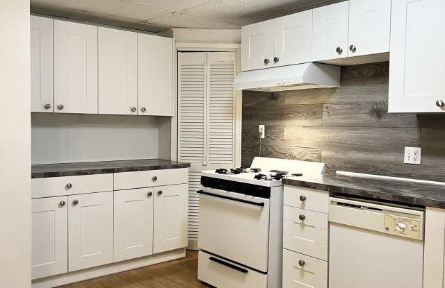 143 William Street unit: A photos photos