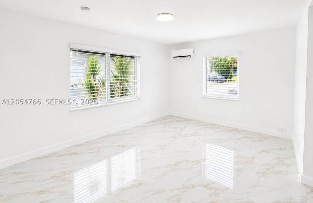 254 E Dania Beach Blvd photos photos