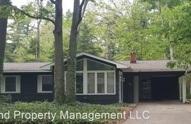 1735 Indian Woods Drive - 1735 Indian Woods Drive, Traverse City, MI 49686