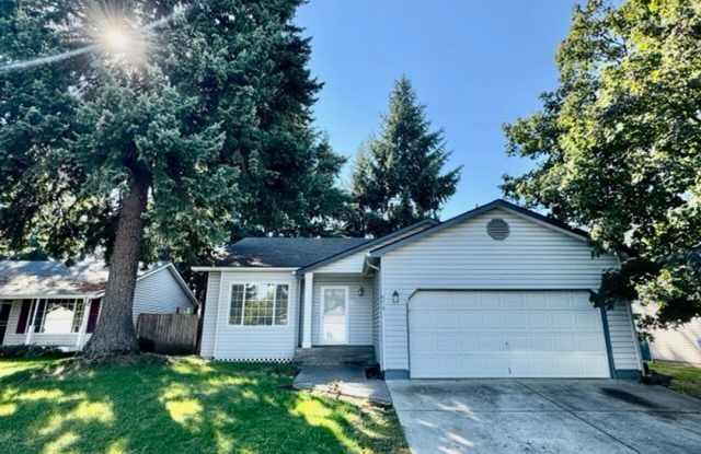 Cute 4 bed 2 bath move in ready home! photos photos