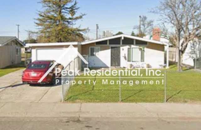 Charming 3bd/2ba House with Garage - Great Price! photos photos