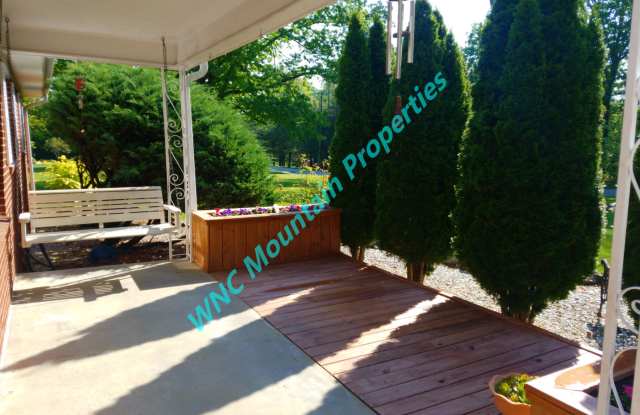 125 Saint John Road Gallery 2