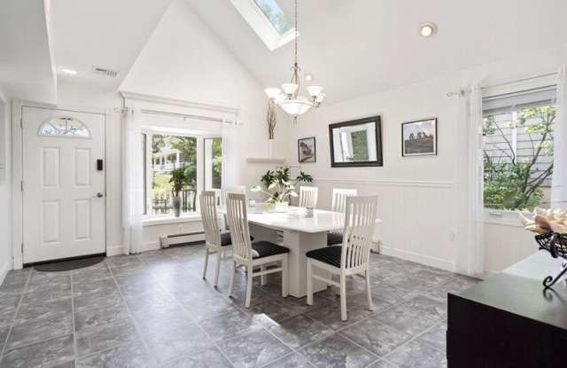 552 Prospect Avenue Gallery 3