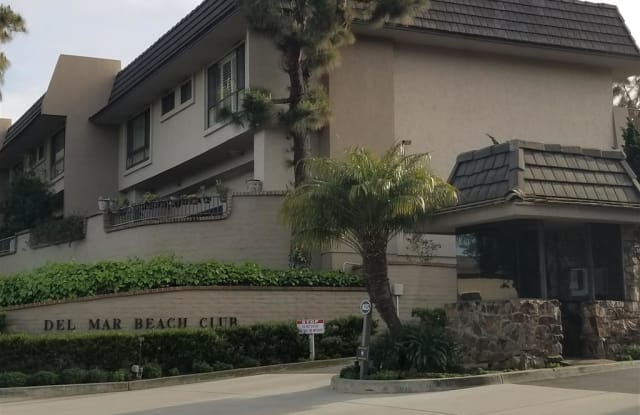804 Ocean Surf - 804 Ocean Surf Drive, Solana Beach, CA 92075
