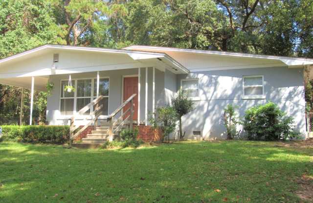 Why rent an apartment, when you can live in a house? Now Available for August 2027!! photos photos