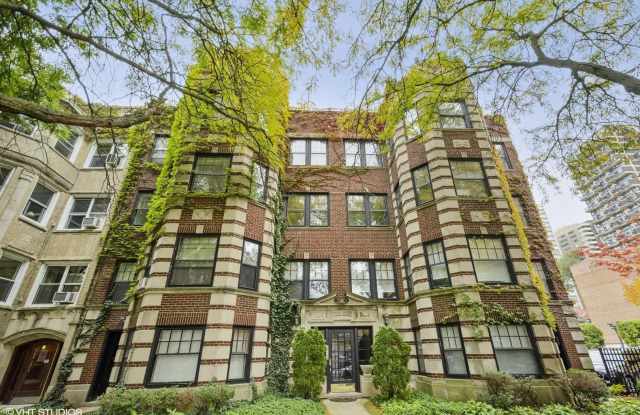 6225 N Kenmore Avenue photos photos