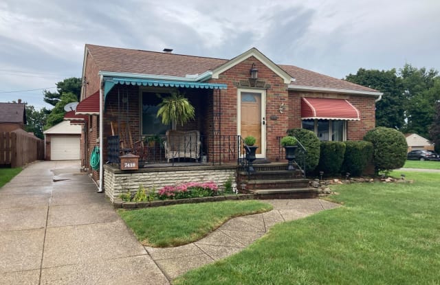 7418 Kenilworth Ave - 7418 Kenilworth Avenue, Parma, OH 44129
