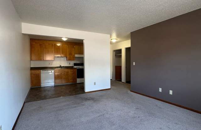 1500 Glenn Dr photos photos