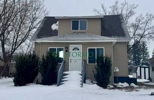 626 Oak St Ne photos photos