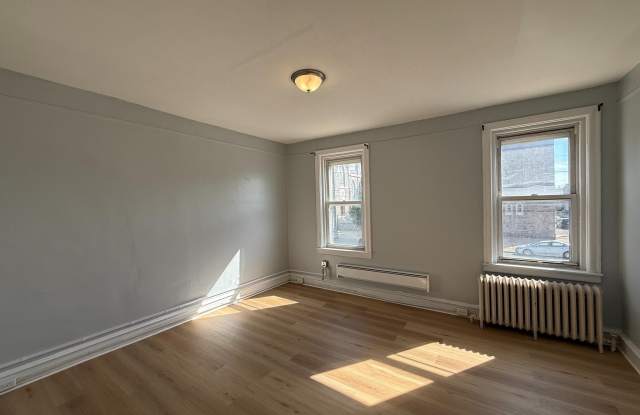 2423 E ALLEGHENY AVE Gallery 4