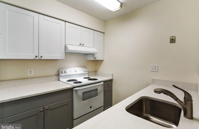 8629 BEEKMAN PLACE - 8629 Beekman Place, Fairfax County, VA 22309