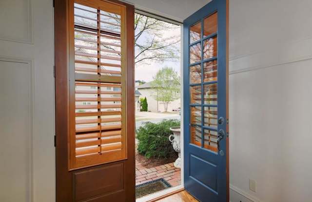 616 Concord Lake Circle SE Gallery 4