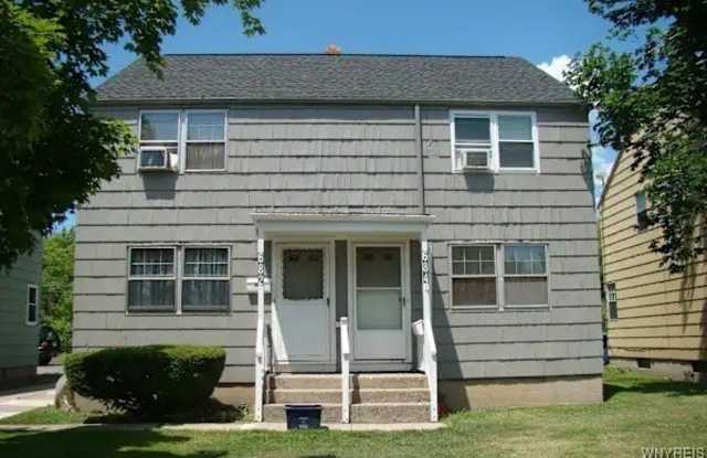 684 Taunton Place photos photos