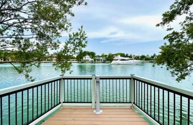 6484 Indian Creek Dr - 6484 Indian Creek Drive, Miami Beach, FL 33141